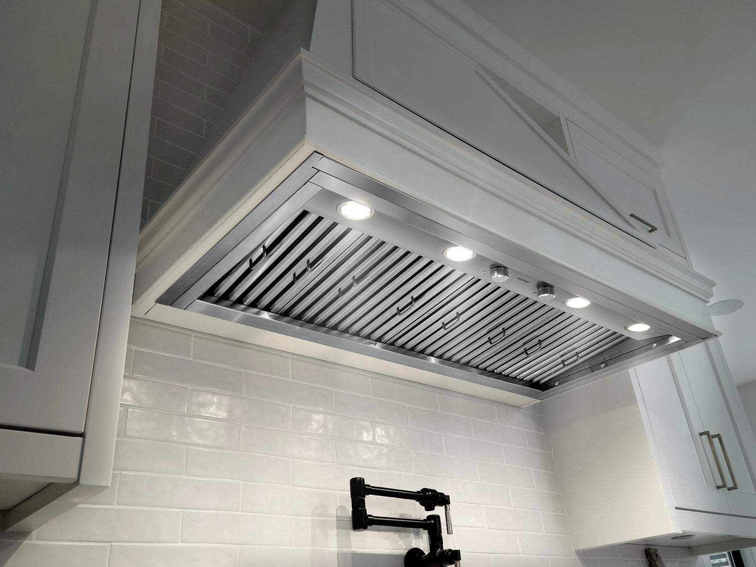 48 Inch 1200 CFM Range Hood Insert - VICTORY Typhoon - Image 3